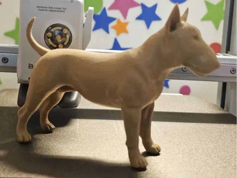 Bull Terrier realistico, statuetta