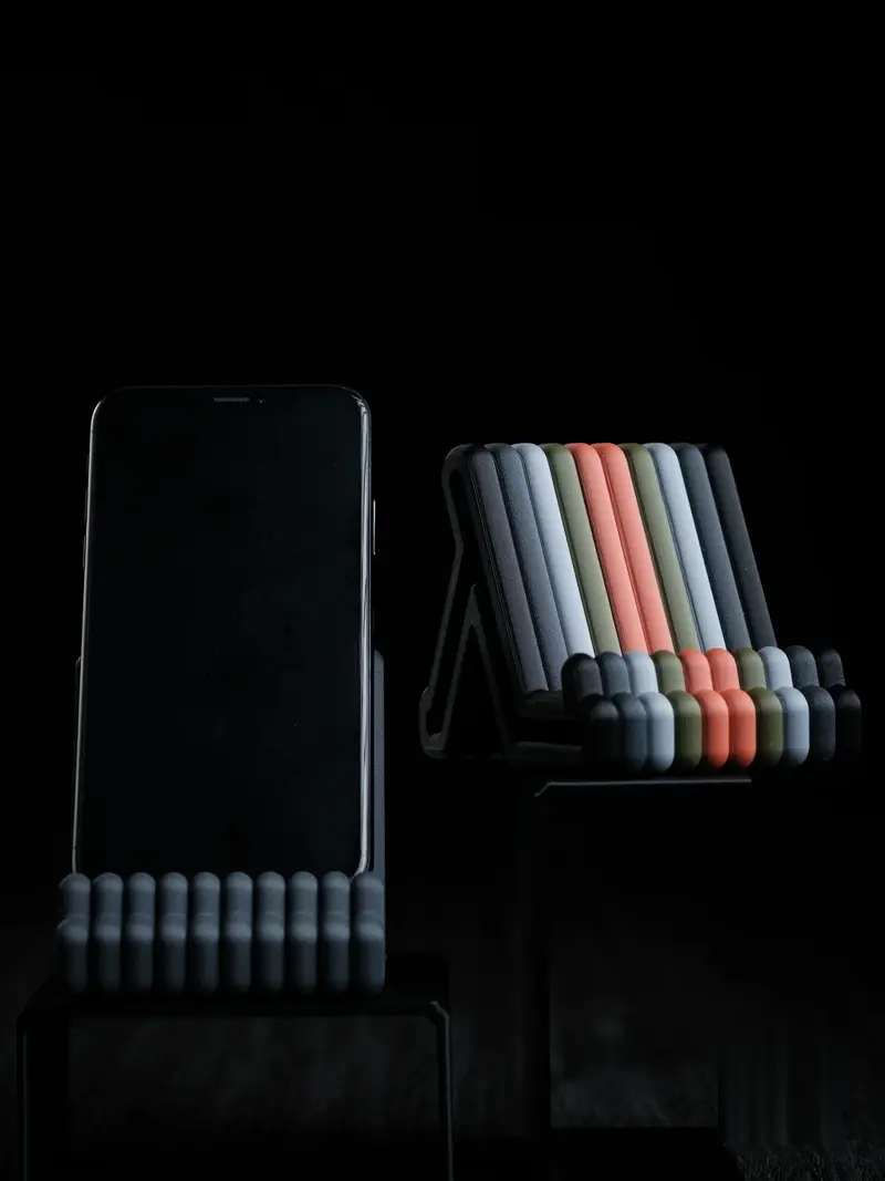 Flow Phone Stand